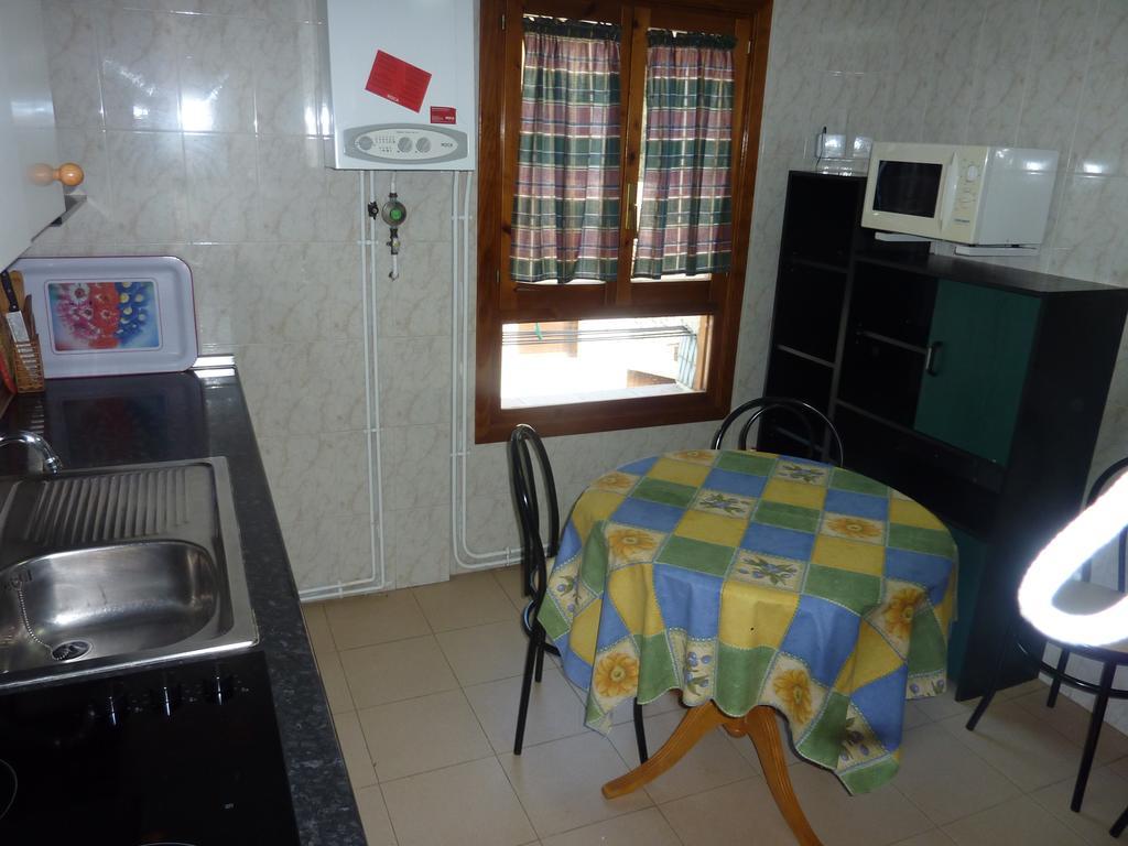 El Molino Apartment Castejon De Sos Bagian luar foto